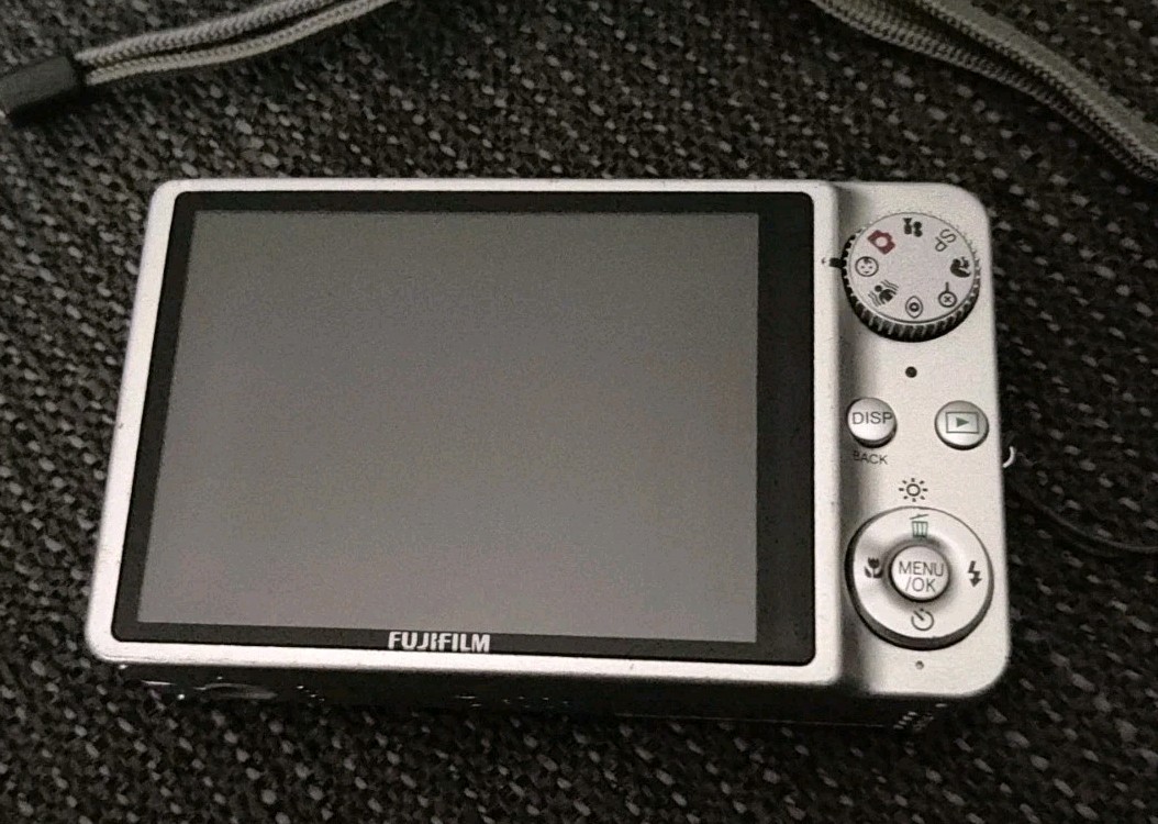 Digital Camera Sd Card Film Camera FUJI-FILM FINEPIX J150w