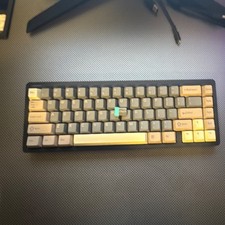 Custom Nuphy Halo65 Gaming Keyboard w/ Brown keycaps & Night Breeze Swiches