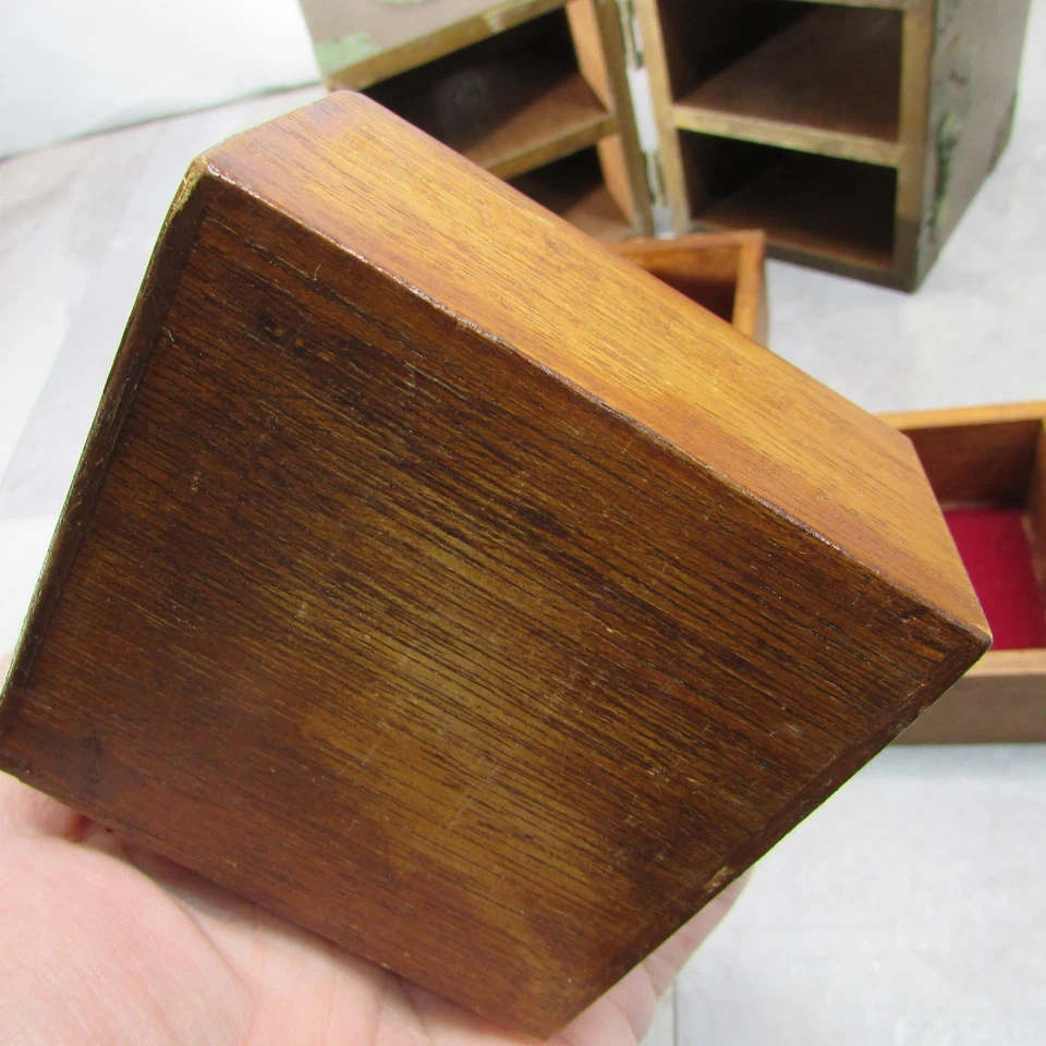 Vintage Chinese Hinged Jewelry Chest 4 Drawer Box Wood Brass Hardware Red Felt - Image 4 of 4