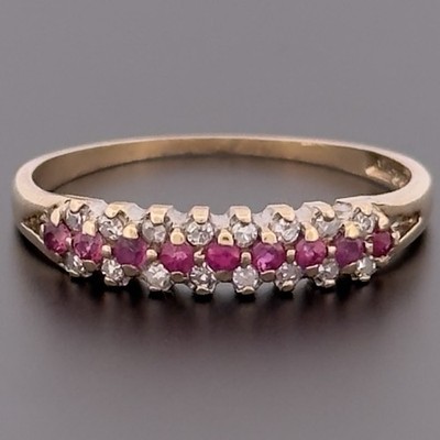 Cluster-Ring 9 kt Gelbgold Rubin & Diamant Größe M 1/2 gepunzt