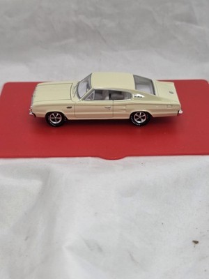 CASTLINE M2 MACHINES Auto Drivers Series 1966 Dodge Charger 383, Mfg.2014,