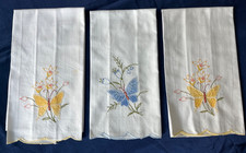 Vintage Fingertip Tea Hand Towel Embroidered Cream Butterfly/Floral Set of 3