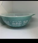 Vintage PYREX TURQUOISE Blue Amish Butterprint Cinderella 4 Qt Mixing Bowl 444