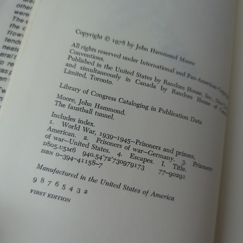 The Faustball Tunnel: German POWs by John Hammond Moore (1978 Hardcover 1st Ed) - Picture 3 of 5