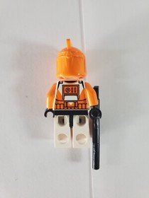 Lego Star Wars Clone Trooper Bomb Squad Trooper from set 7913