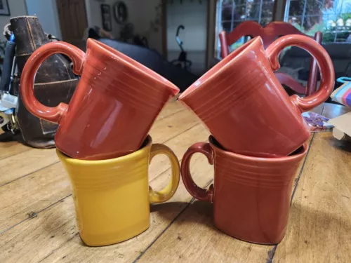  Fiesta Coffe Cup Mug Lot Of 4 Ware Square  Scarlet Red And Yellow 13 oz