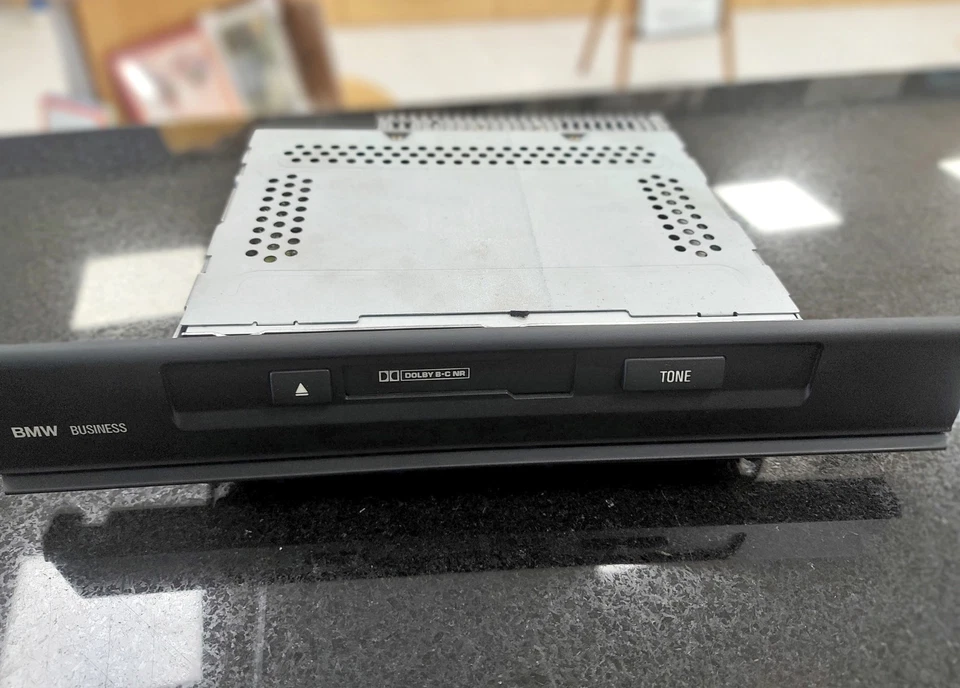 1999-2004 BMW E39 525i 528i E53 X5 Business Radio Cassette - Imagen 2 de 4