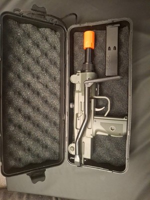 Uzi Machine Gun Lighter With Removable Magazine And Bullets