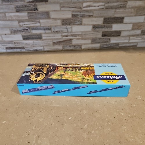 Athearn 4430 Blue Box HO SD40-2 Powered FRISCO #954 DC NIB - Picture 16 of 16