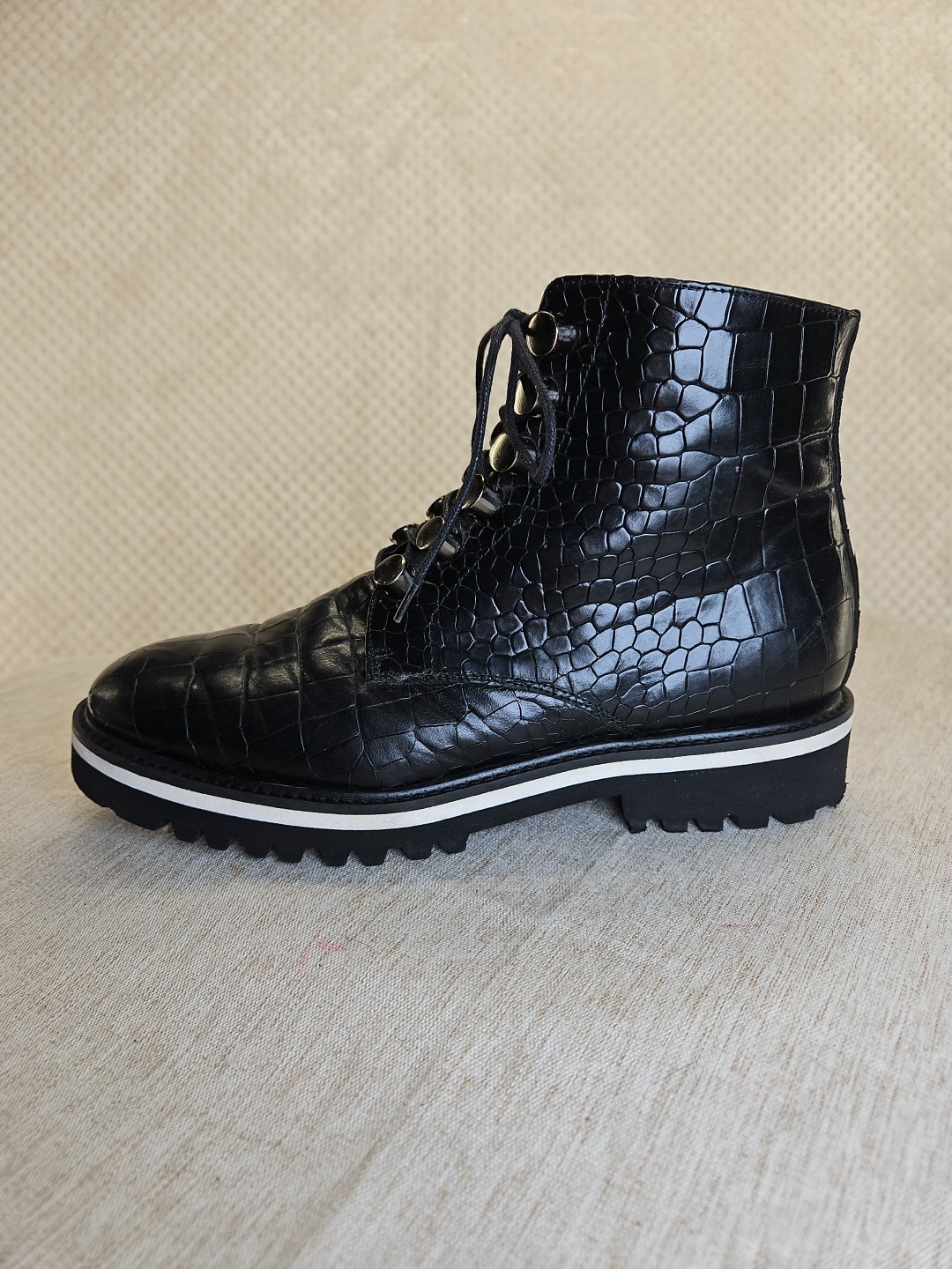 SAOLA Stivaletto MAESTRA Calzature Artigianali pelle di coccodrillo suola a strappo nero S 37 usatossimo