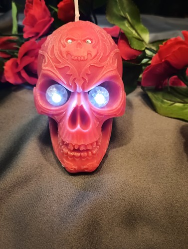 illuminator Human Head Skull Candle ๐ฅ๐ฅ - Picture 4 of 4