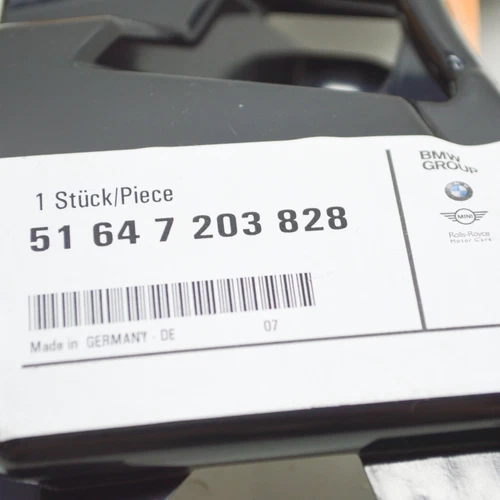 Neu BMW 5 Gran Turismo F07 Stoßstange vorne rechts Distanzstück 51647203828 - Bild 9 von 11