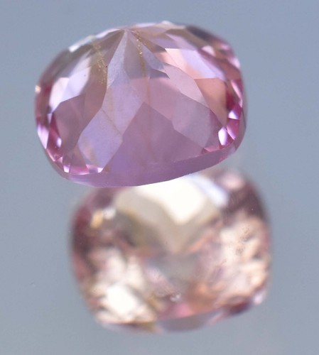 Natural imperial Topaz 3.40 Ct Cushion Stunning FLAWLESS AGL Certified Gemstone - Picture 5 of 5