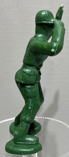 Figura de colección Greenbrier International Green Army Man con binoculares de 4" - Imagen 2 de 5