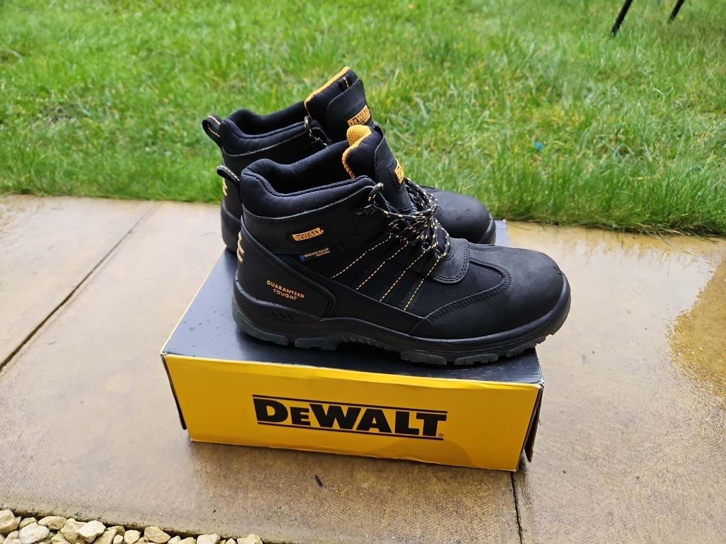 DEWALT Nickel S3 Safety Boots for Men, Size UK 10 Black for sale