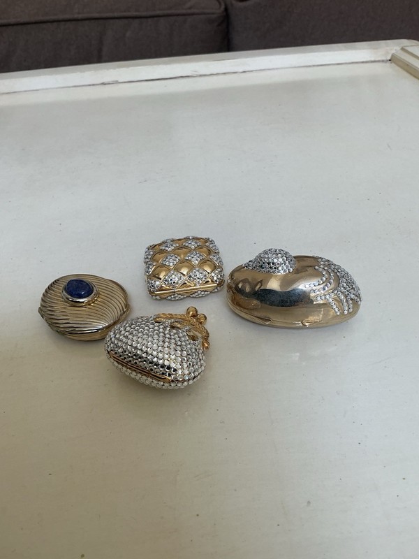 LOT OF ESTATE VINTAGE DESIGNER CRYSTAL PILL BOXES PILL CASES JUDITH LEIBER