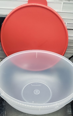 Tupperware LARGE mixing bowl 26 CUP RED lid salad dog food LOWER
