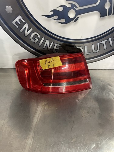 AUDI A4 B8 2009 REAR LEFT TAIL LIGHT 8K5945095D