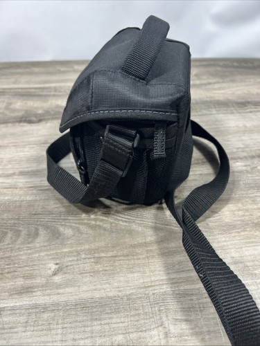 Sony LCS-11 Soft Carrying Case For Camera or Camcorder - Black - Free Shipping - Picture 5 of 9