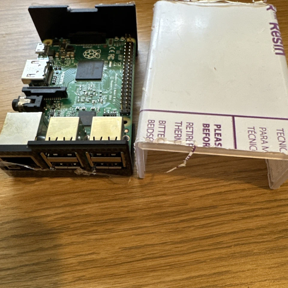 Raspberry Pi 2 Model B Quad Core with PolyCasa case In Graphite Black - Image 3 of 4