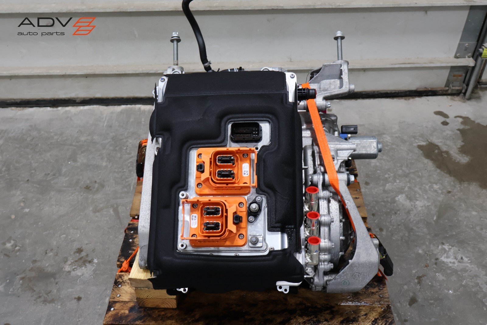 2015 - 2017 BMW i8 I12 AWD FRONT AUTOMATIC TRANSMISSION GEAR BOX OEM