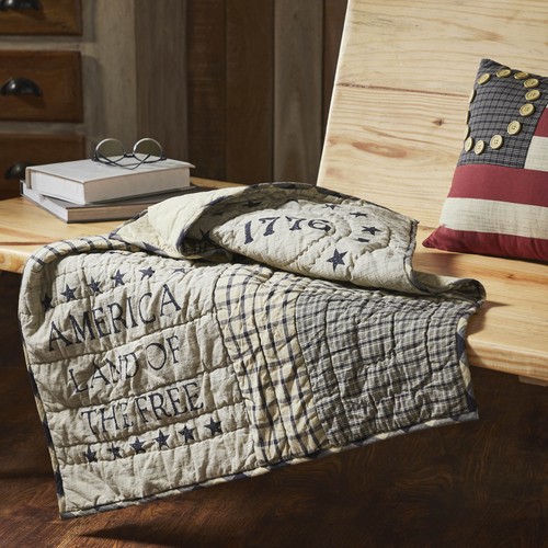 My Country Quilted Lap Throw 32Wx32L VHC Brands - 第 1/6 張圖片