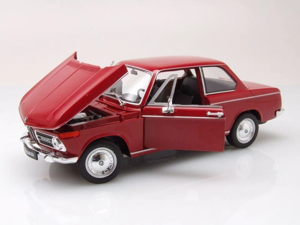 BMW 2002 Ti 1968 Rosso Modellino Auto 1:24 Welly - Immagine 4 di 4