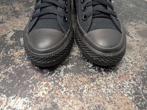 Zapatos de caña baja Converse Chuck Taylor All Star para mujer talla 7 usados M5039 negros - Imagen 4 de 15