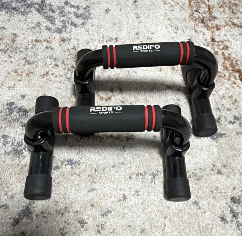 REDIRO Push Up Stand Bars Pair Set of 2 Black/Red Grips 300 lb Capacity