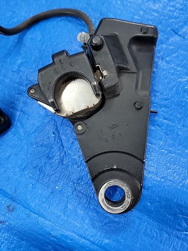MONTAJE DE FRENO TRASERO HARLEY DAVIDSON SPORTSTER, MC, PINZA, MANGUERAS, 2007 OEM. - Imagen 8 de 18