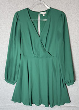 Express Dress Womens Small Green Long Sleeve V Neck Fit Flare Party Mini Elegant