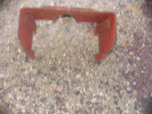 International IH Farmall Traktor Zapfwellenabdeckung 806 856 1206 1256 1066 1086 1456 - Bild 3 von 3
