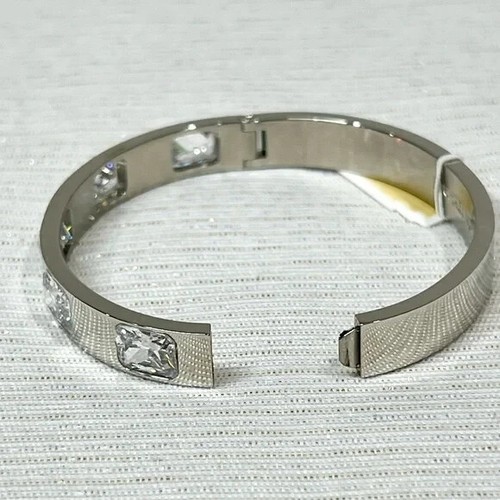 Nwt - MICHAEL Michael Kors Silver Tone Hinged Bangle Bracelet With Clear Stones - Picture 10 of 10