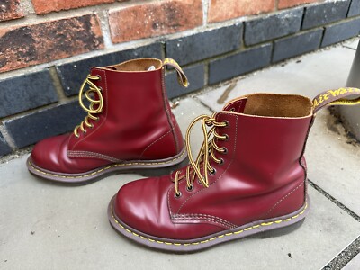 Made in England 🇬🇧Dr Martens 1460 8 eye Cherry Red leather boots