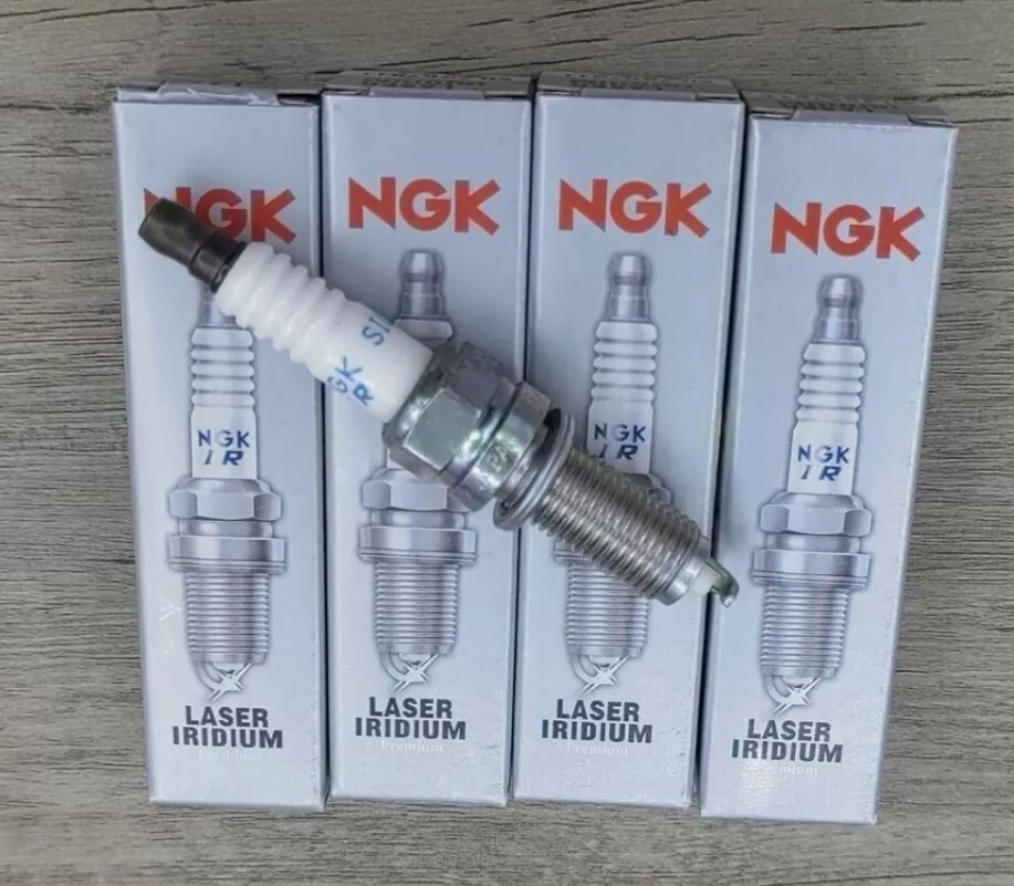 Set of 4 NGK 9723 Iridium Spark Plugs for Hyundai Elantra Tucson Kia ...