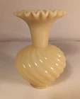 VTG Fenton Glossy Custard Swirl Art Glass Vase 6” Ruffled Crimped Mid-Century