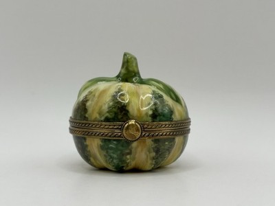 Limoges France Pumpkin Squash Trinket Box Peint Main Hinged Porcelain Green Gift