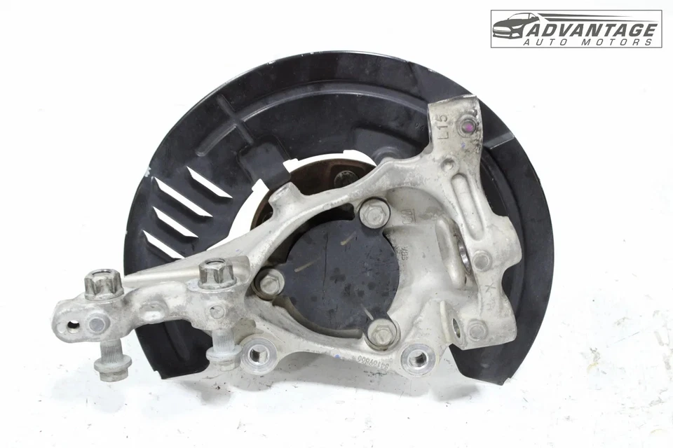 Chevrolet Camaro 2016-2024 tracción trasera delantero izquierdo conductor husillo nudillo y cubo de rueda OEM Foto 2 de 4