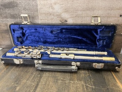 Vintage W.T. Armstrong 104 Elkhart Student Model Flute w/ Hard Case (CP3016499)