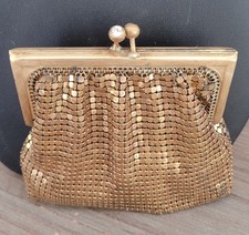 Vtg GOLD Tone Metal Mesh Coin Purse USA