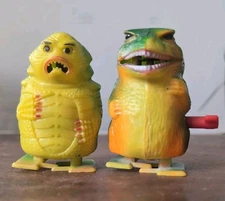 3" UNIVERSAL CREATURE FROM THE BLACK LAGOON & GODZILLA WIND-UP MONSTER TOY, READ