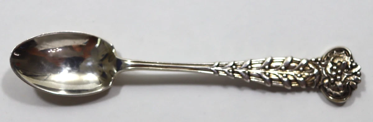 25+ Tiffany & Co. Spoon Antique US Sterling Silver for sale