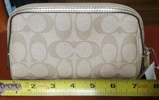 Nwt Coach Signature Cosmetic Case Accessories Bag Signature Tan