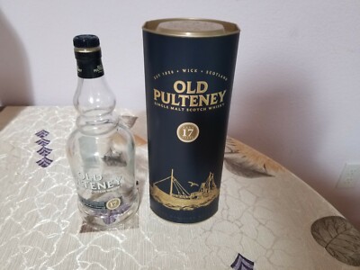 Rare Original Old Pulteney 17 years Scotch Whisky 750 ml Bottle (empty) Stopper