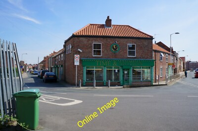 Foto 6x4 Time & Motion Uhrenladen auf Flemingate, Beverley c2014