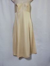 VINTAGE VANITY FAIR STRAPLESS NYLON SLIP DRESS BEIGE SIZE 32 TT USA MADE EUC