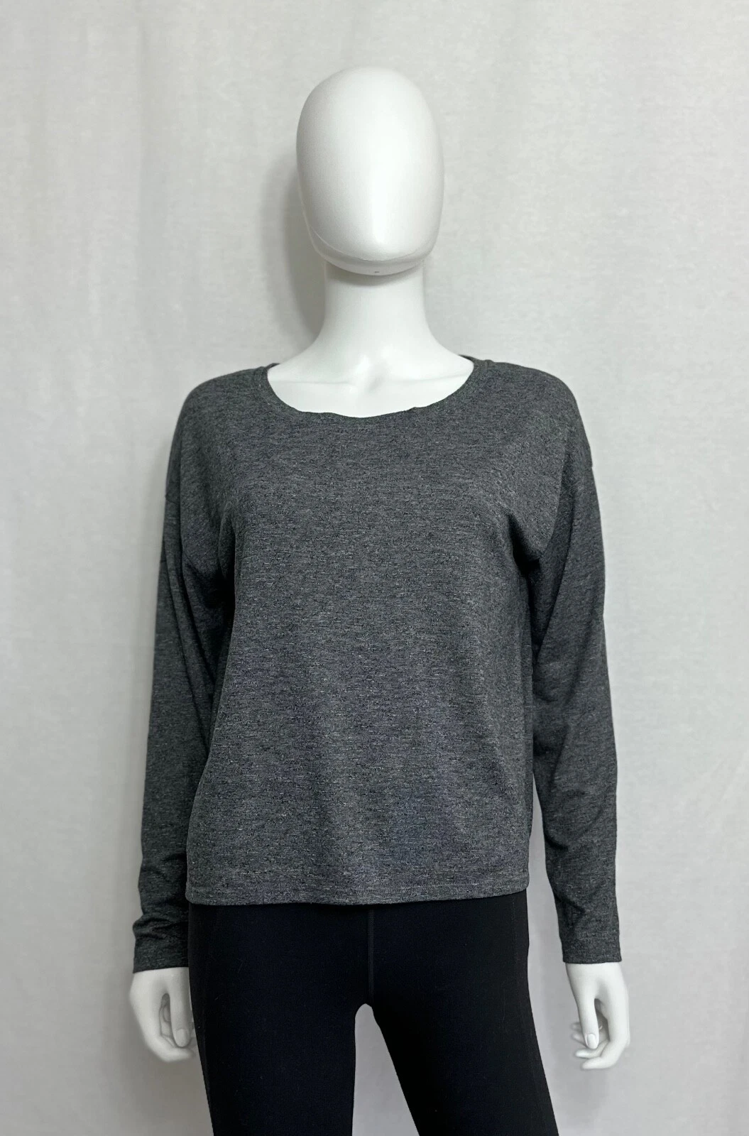 Athleta Twist Back Long Sleeve Womens M Heather Gray Crew Neck Long Sleeve