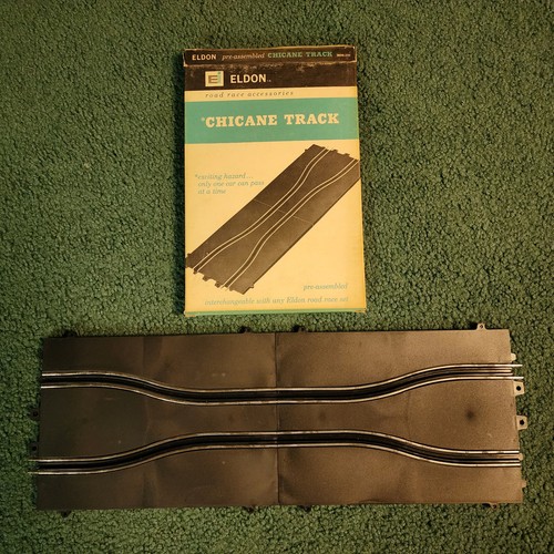 NUEVO EN CAJA Vintage ELDON Escala 1/32 CHICANE Squeeze Track Tracks 1962 ELDON - Imagen 3 de 4