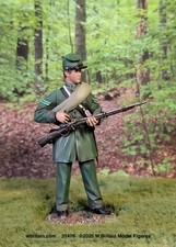 W.Britain 31478 1st U.S. Berdan's Sharpshooter, Reaching for Cap Britains