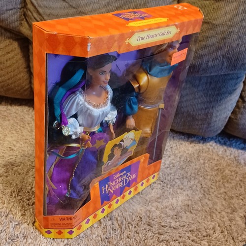 Esmeralda Doll Phoebus True Hearts Gift Set Disney The Hunchback of Notre Dame - Picture 4 of 7